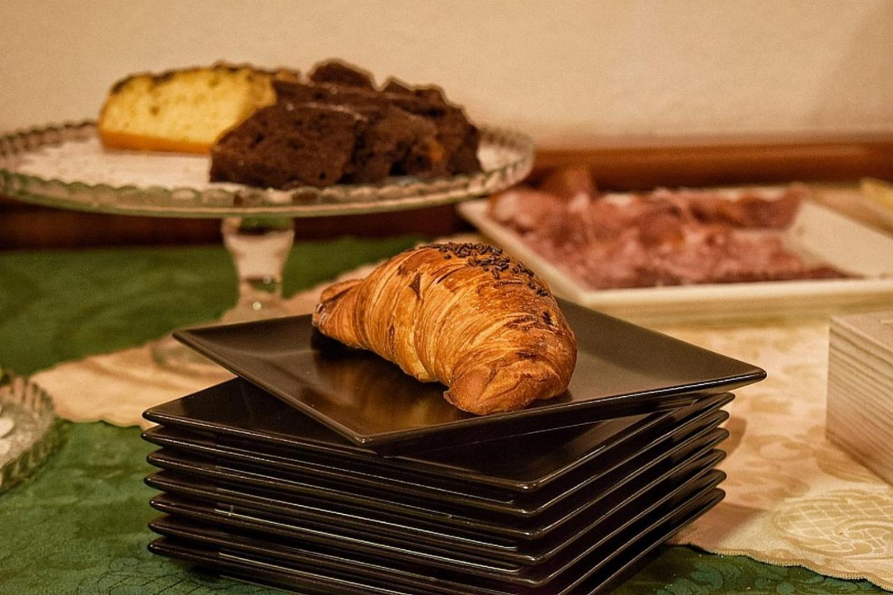 Sale Hotel Посада Экстерьер фото
